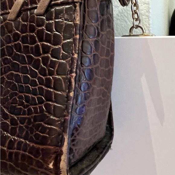 Yves Saint Laurent Vintage Rare Crock Embossed Handbag - Picture 4 of 15